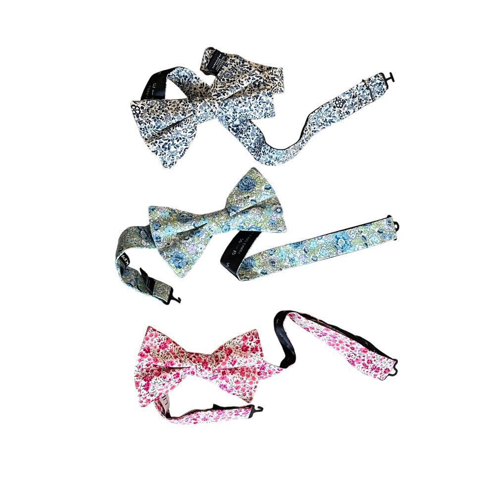 Express Liberty Fabrics Floral Adjustable Bow Tie Set Blue/Pink/Green